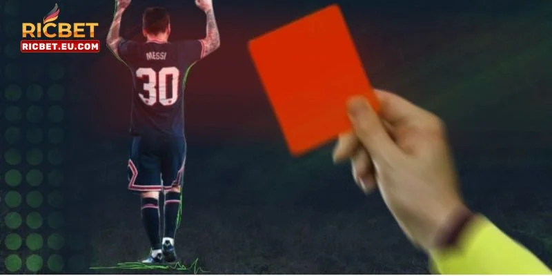 Cược đội bóng đầu tiên hoặc cuối cùng nhận thẻ trong trận đấu. 